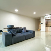 Cho Thuê Căn Hộ Cao Cấp 3 Phòng Ngủ- 120M | Full Nội Thất | View Nội Khu Mát Mẻ | Tháp Lotus