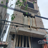 Bán Nhà Tam Trinh - Mới Tinh - Lô Góc - Thang Máy - Ô Tô Tránh - 35M2 - 5 Tầng - Giá Chào 5,89 Tỷ