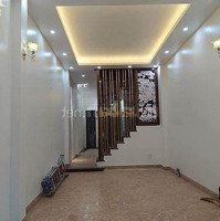 Cho Thuê Nhà Nguyên Căn Diện Tích 50M2 Xây 5 Tầng Ngõ Hoàng Quốc Việt