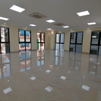 Cho Thuê Tòa Nhà Tại Mạc Thái Tông . Diện Tích: 170 M * 6 Tầng + 1 Hầm. Lô Góc . Thang Máy. Thông Sàn
