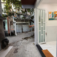 Nhà Mới Hẻm 1/ Chánh Hưng P. 9 Quận 8. Gần Cầu Nguyễn Tri Phương