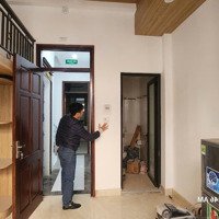 Bán Gấp Toà Nhà Cho Thuê Dòng Tiền Tại 460 Khương Đình. 50M2 X 6 Tầng, Thang Máy. Sổ Đỏ Cc