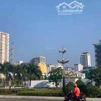 Bán 215M2 Ngang 10M Mặt Tiền Đường 10,5M Lê Văn Quý Sát Phạm Văn Đồng Rất Đẹp , Xây Cao Tầng