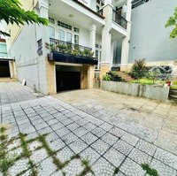 Cho Thuê Biệt Thự Sân Vườn 5 Tầng Mặt Tiền 30/4 Có Thang Máy
