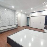 Mặt Đường Quận Hai Bà Trưng 7T Thang Máy MT 5.2 Vỉa Hè Đá Bóng KD Đỉnh Giá 24.5 Tỷ.