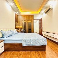 Bán Nhà Đông Ngạc 32M2, 5 Tầng, Sổ Đỏ Vuông Vắn, Ngõ To, Rộng Thênh Thang, Ô Tô Tải Đỗ Cửa, Ở Sướng