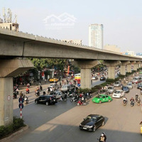 Mặt Phố Phạm Văn Đồng - Vỉa Hè Đá Bóng - Mặt Tiền Siêu Rộng - Kinh Doanh Cực Đỉnh - Chỉ 150 Triệu/M2