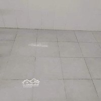 Cho Thuê Phòng Trọhẽm Xe Hơi1897 Huỳnh Tấn Phát Ttnb -Diện Tích3X4M - Giá Bán 1.8 Triệu/Th