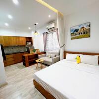 Cho thuê căn hộ cửa sổ lớn, Full nội thất gần sân bay Tân Sơn Nhất