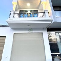 Bán nhà 3 tầng mặt tiền đường số 4 Thích Quảng Đức, Hà Quang 1, TP. Nha Trang.