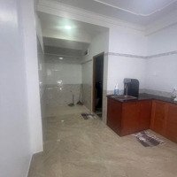 Nhà Gần Sân Bay Trệt 1 Lầu 1 Phòng Ngủ 2 Vệ Sinhnguyễn Văn Công Giá Chỉ 6,5 Triệu