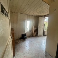 Bán Tập Thể Vạn Bảo - Bảo Tàng Hồ Chí Minh 70M2 Tầng 4 - Giá Bán 3.95 Tỷ