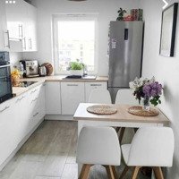 Nhà Q1 - Full Nội Thất - 11Pn/ 11 Vệ Sinhthích Hợp Kd Chvd/Homestay