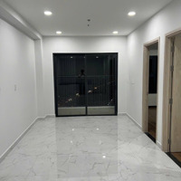 Hot Deal 2 Phòng Ngủ Có Rèm Và 2 Máy Lạnh View Đẹp Thoáng Mát, Giá Bán 5 Triệu/Tháng