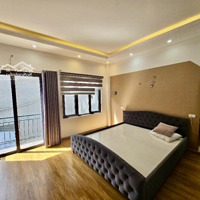 Bán Nhà Đẹp Đầu Xuân Hơn 6 Tỷ- Trung Tâm Gia Thuỵ- 5 Tầng Full Nội Thất-Ô Tô Gần-Pháp Lý Chuẩn