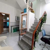 Nhà Đẹp Tôn Đản Q4 - Hẻm 5M - 39M2 - 2 Lầu - 3 Phòng Ngủ- Ko Qh - Chỉ 4 Tỷ Nhỉnh
