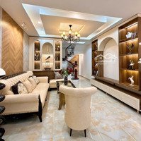 Q10 Cmt8 5 Tầng Tặng Nội Thất Nhà Mới Ở Ngay Gần Ngã 3 Giao Tô Hiến Thành Trung Tâm 6.2 Tỷ