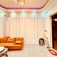 Siêu Phẩm Nhà Riêng Phố Lê Lợi