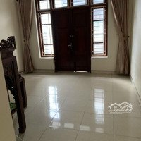 Cho Thuê Nhà Phân Lô Võ Thị Sáu,Diện Tích50M2 X 4 Tầng,Mặt Tiền4.5M, Ô Tô Đỗ Cửa, Giá Bán 18 Triệu