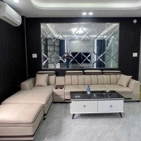 Nhà Mặt Tiền Nguyễn Duy Dương (12X30M) Trệt 3 Lầu Suốt, Sân Thượng. Giá Bán 180 Triệu/Tháng.
