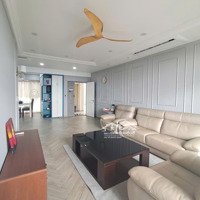 Bán Căn Hộ Garden Court , Phú Mỹ Hưng ,Quận 7.Diện Tích 140M Nhà Đẹp Nội Thất Cao Cấp Giá Bán 11.7Ty
