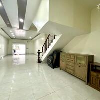 Chính Chủ Cho Thuê Nhanh Nhà Phố Nguyên Căn đẹp, Vừa ở Vừa Kinh Doanh Tại Vsip 1, Bình Dương