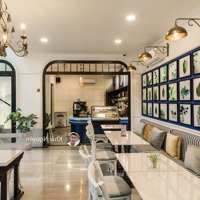 Bán Gấp Biệt Thự Đẳng Cấp Võ Văn Tần, P6, Quận 3. (10X16M). Thuê 150 Triệu/Tháng. Giá Bán 35 Tỷ Tl