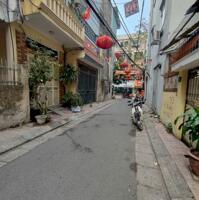 BẤN NHÀ TRUNG TÂM QUẬN HAI BÀ TRƯNG PHÂN LÔ Ô TÔ ĐỖ CỬA NGÕ THÔNG KINH DOANH 55M GIÁ 13,8 TỶ
