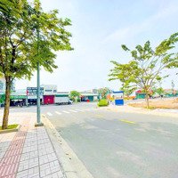 Bán Lỗ 800 Triệu 2 Căn Shophouse Liền Nhau Đối Diện Công Viên 1Ha. Liên Hệ Ngay 0944791188 - Trân