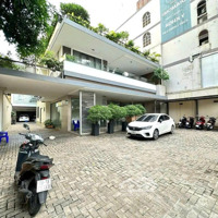 Cho Thuê Nhà Thiết Kế Dạng Biệt Thự Hiện Đại 307/5A Nguyễn Văn Trỗi, Phường 1, Tân Bình