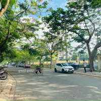 Bán Nhanh Lô Góc Diện Tích 103.5M2 Ngang 6M, Ngay Đỗ Xuân Hợp, Cách Ga Metro 500M Giá Chỉ 9,1 Tỷ Tl