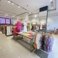 Cho Thuê Nhà Mặt Phố Nguyễn Trãi, Mặt Tiển 12M, Diện Tích 280 M2, Giá Tốt Uy Tín