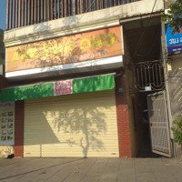 Bán Nhà Mặt Phố 100M2 Kinh Doanh Sầm Uất Trung Tâm Thị Trấn Phú Thái, Cách Mặt Đường 5A 200M