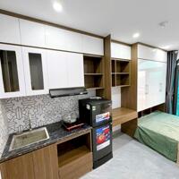 Bán Toà CCMN Phạm Văn Đồng-55m2x6T-12 Phòng-THANG MÁY! Mới! Giá 11 tỷ