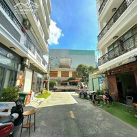 Bán Nhà 4 Tầng Ngay Cạnh Vincom Q9, Đường Tăng Nhơn Phú, Phường Tăng Nhơn Phú B, Quận 9