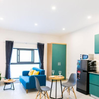 Bán Nhà Tây Hồ, Mặt Phố Nghi Tàm Bên Lẻ, 110*9Mặt Tiền7M View Hồ Tây Lô Góc 3 Thoáng Vỉa Hè 3M, H/S 180