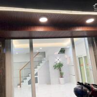 Cho thuê nhà Đinh Bộ Lĩnh, P26, 5x6m, 1 trệt, 3 lầu, 4pn, 4wc, 2X tr, TL