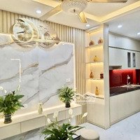 Bán Nhà Sài Đồng Hơn 3 Tỷ-Phải Thật Nhanh Căn Nhà Là Sự Tồn Tại Duy Nhất-Full Nội Thất-Sổ Sách Rỏ