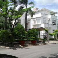 Bán Biệt Thự Đơn Lập Góc 3 Mặt Tiền Nam Thông 2, Phú Mỹ Hưng