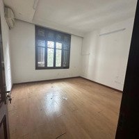 Cho Thuê Nhà Riêng Ngụy Như Kon Tum, 58 M2 X 4 Tầng, Nhà Ngõ Oto Đỗ Tiện Lợi, Đồ Cơ Bản