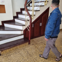 Bán Nhà Phố Linh Lang, 18 Tỷ, 51 M2, Đẹp, Kinh Doanh Sầm Uất
