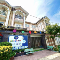 Bán Biệt Thự 8X19.5M, 3Tầng, 4 Phòng Ngủtại Kdc Nam Hoà, P Phước Long A, Tp Thủ Đức.