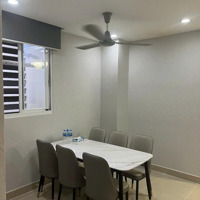 Cho Thuê Chcc Him Lam, Chợ Lớn Q6, 97M2 Có 2 Phòng Ngủ, Giá Bán 13 Triệu Full, Liên Hệ:0989236647 Hoa