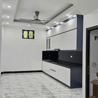 Rẻ Nhất Long Biên Quận - Bán Nhà Thạch Bàn - Cự Khối 35M 5T Ô Tô Chỉ 4,3Tỷ