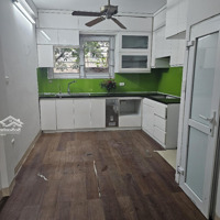 Nhà 2 Tầng Mặt Ngõ Hữu Hòa Cầu Bươu, 40M2, 2.3 Tỷ