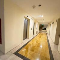Bán chung cư LÔ GÓC 4PN * 2WC Ciputra - Tây Hồ. Diện tích 146m2, giá 10.79 tỷ