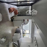 Vip Mặt Phố Trần Quốc Hoàn, Lô Góc 3 Thoáng Doanh Thu Cao 46/72M 8 Tầng Thang Máy 32 Tỷ