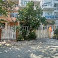 Bán Nhà Biệt Thự Himlam Quận 7. Căn Kế Góc Vị Trí Thoáng Đẹp