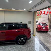 Bán nhà ngõ Chùa Láng, Đống Đa, ngõ rộng, gần phố, ô tô vào nhà, 2 mặt thoáng. Giá 11.9 tỷ