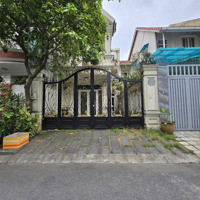 Bán Biệt Thự Trệt 2 Lầu 6X20 Khu Vip Phân Lô Đường Số 9, Gần Kdc Sài Gòn Coop.